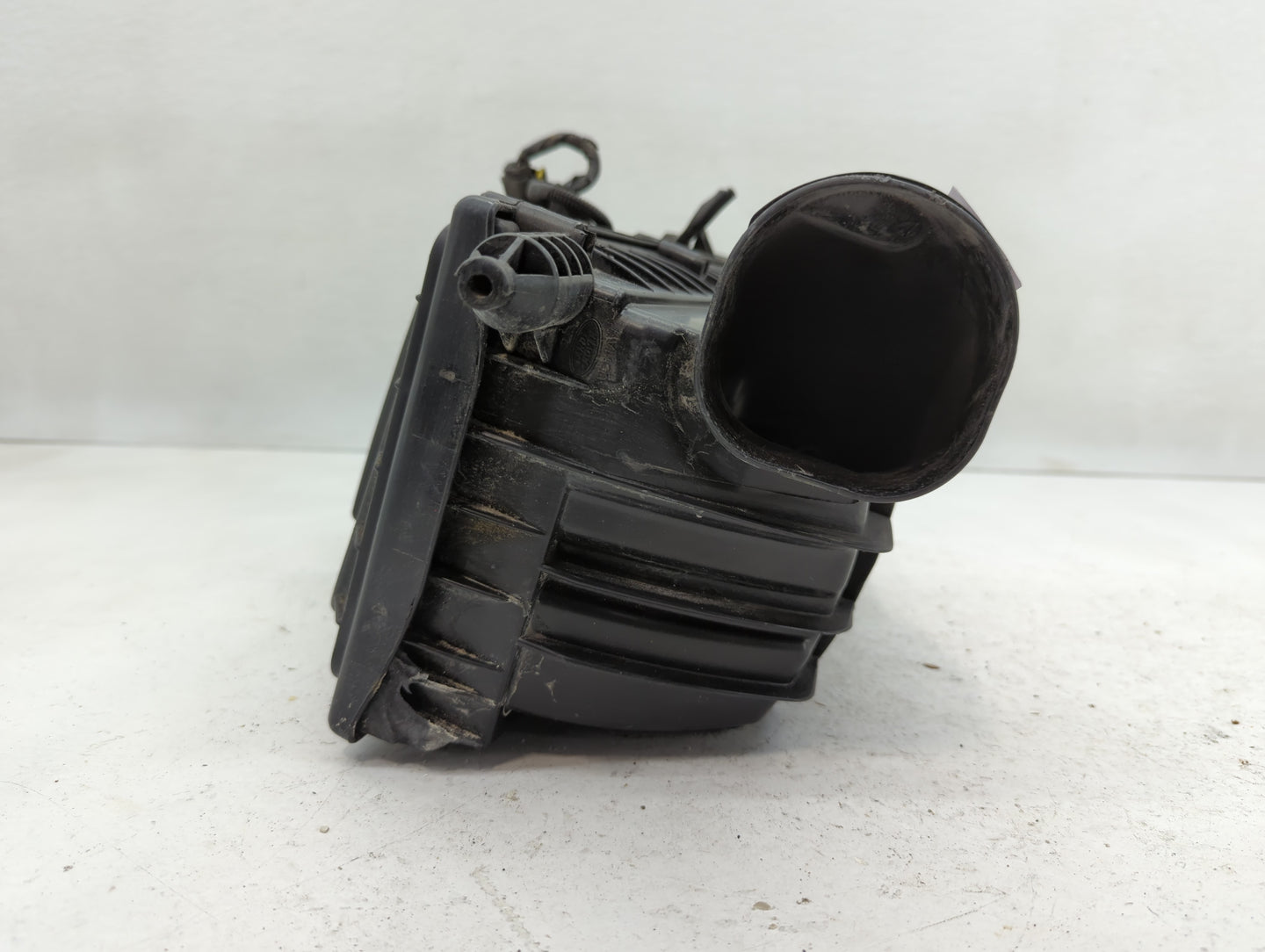 2013 Land Rover Range Rover Sport Air Cleaner Intake-duct Hose Tube - Oemusedautoparts1.com