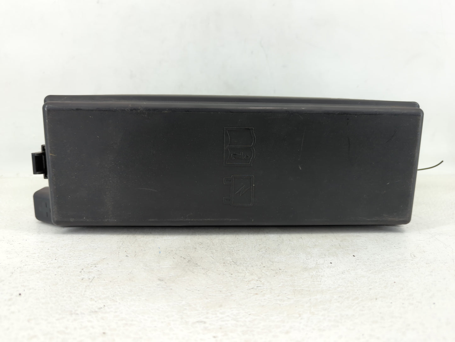 2010-2013 Land Rover Range Rover Sport Fusebox Fuse Box Panel Relay Module P/N:CH32-14290-BB Fits Fits 2010 2011 2012 2013 O