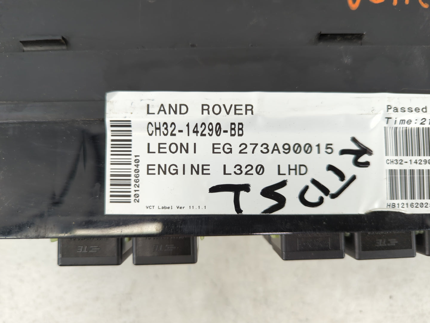 2010-2013 Land Rover Range Rover Sport Fusebox Fuse Box Panel Relay Module P/N:CH32-14290-BB Fits Fits 2010 2011 2012 2013 O