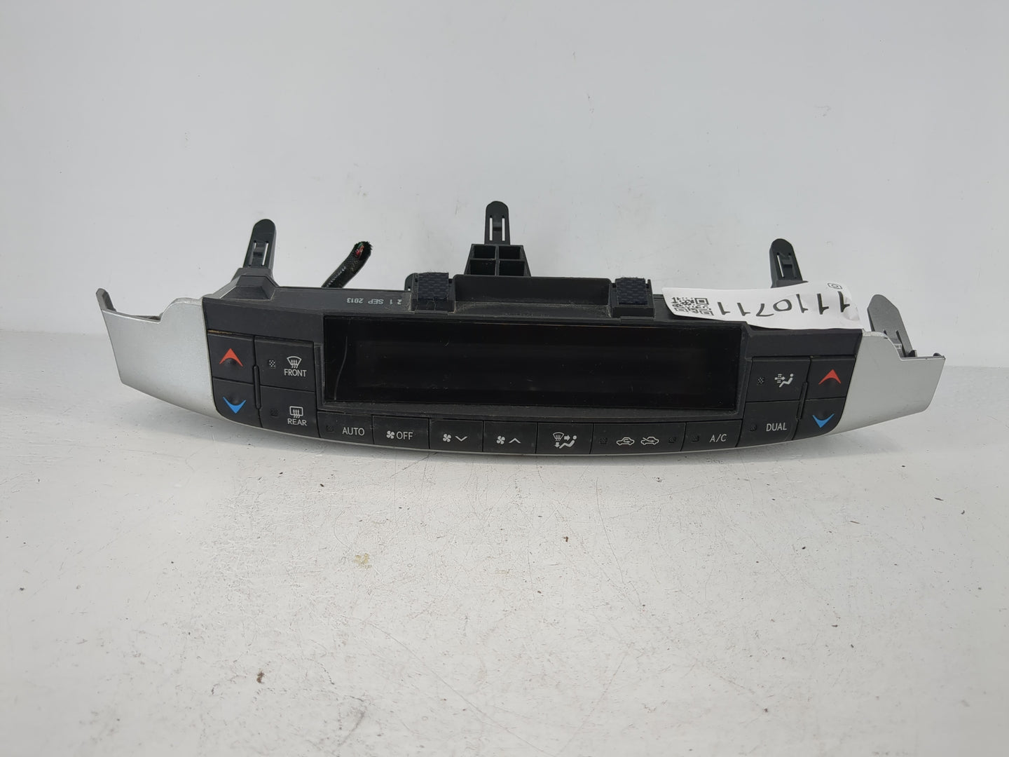 2011-2013 Lexus Ct200h Climate Control Module Temperature AC/Heater Replacement P/N:55900-76060 Fits Fits 2011 2012 2013 OEM