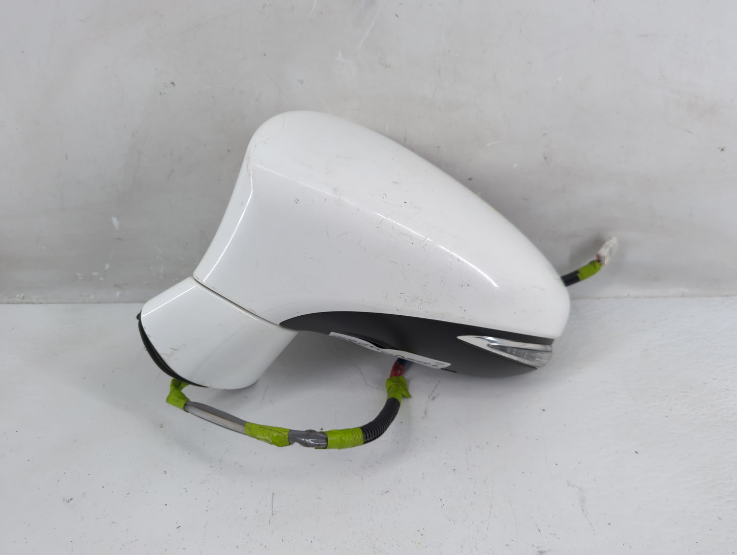 2013-2017 Lexus Ct200h Side Mirror Replacement Driver Left View Door Mirror P/N:E13027486 Fits Fits 2013 2014 2015 2016 2017