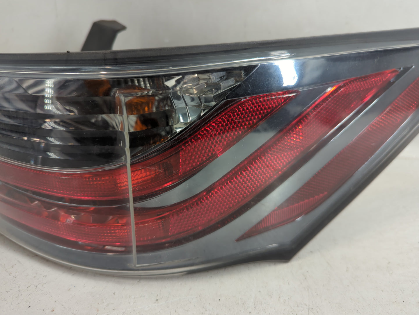 2011-2017 Lexus Ct200h Tail Light Assembly Passenger Right OEM Fits Fits 2011 2012 2013 2014 2015 2016 2017 OEM Used Auto Pa