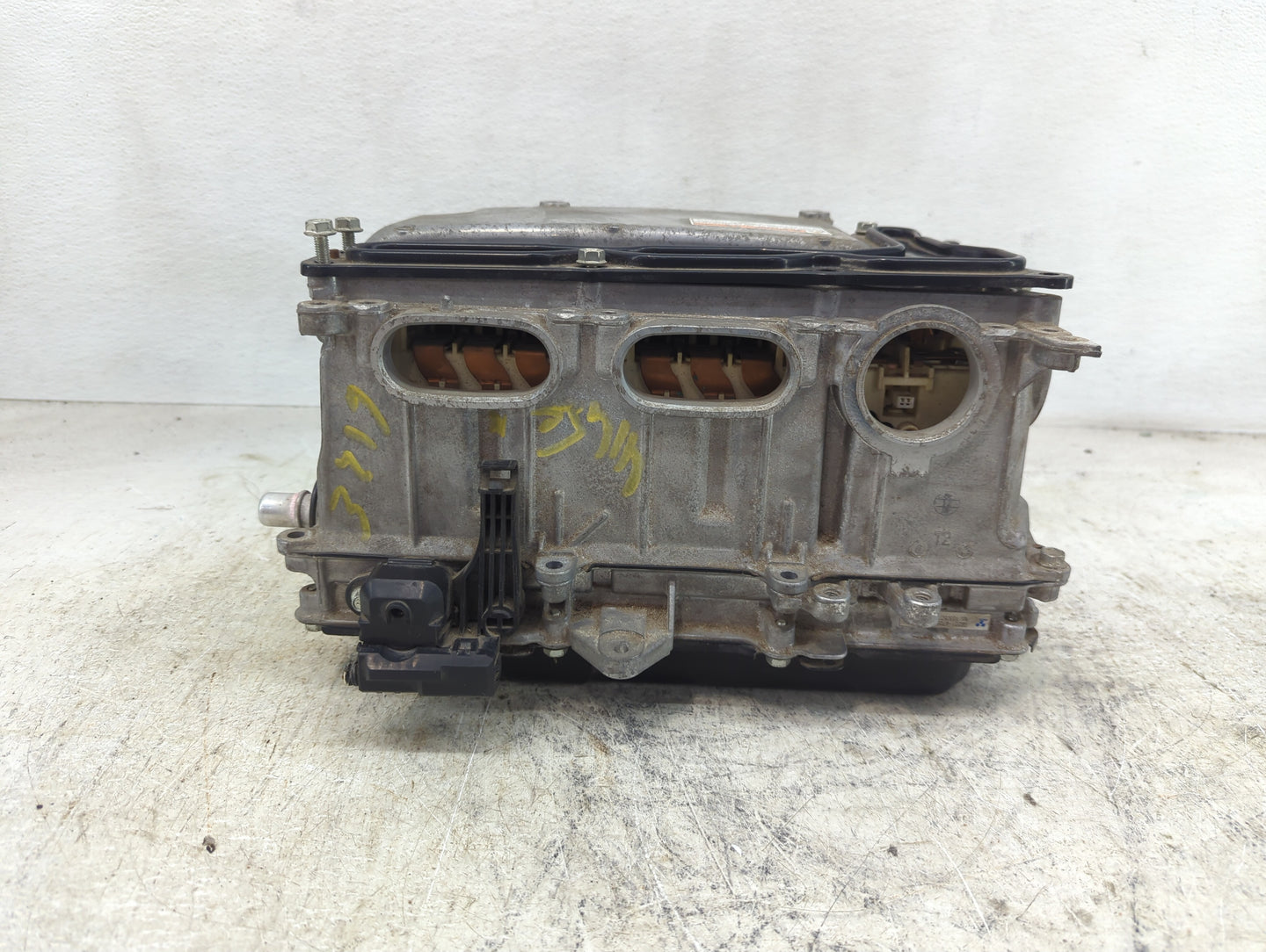2013 Ct200h Ac Dc Power Control Module Accessory Computer Power Inverter - Oemusedautoparts1.com