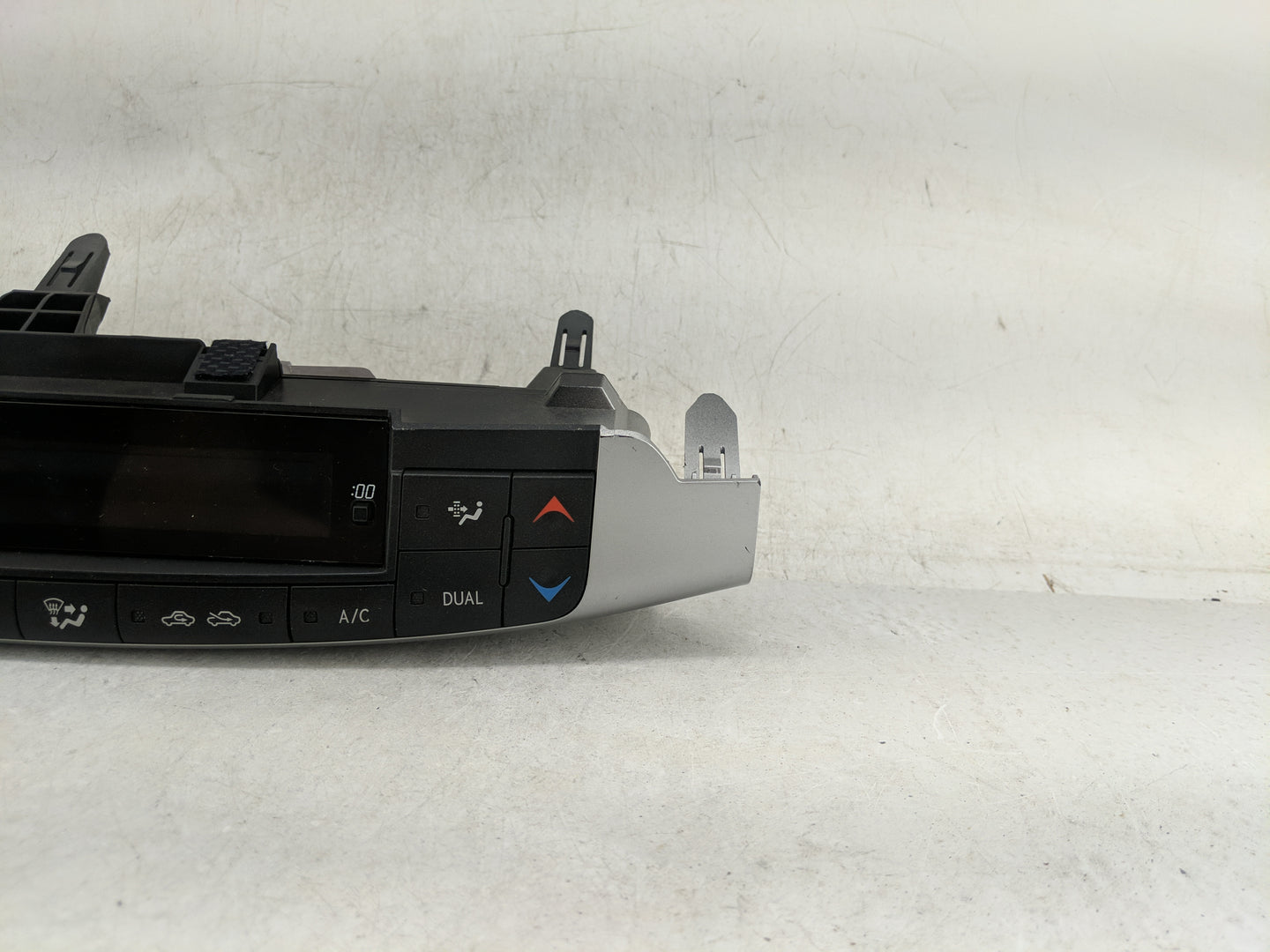 2011-2013 Lexus Ct200h Climate Control Module Temperature AC/Heater Replacement P/N:55900-76050 Fits Fits 2011 2012 2013 OEM
