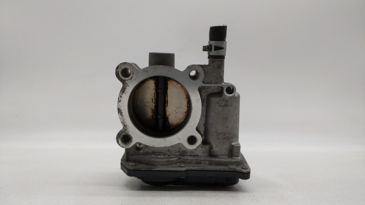 2011-2017 Lexus Ct200h Throttle Body P/N:22030-37060 Fits Fits 2010 2011 2012 2013 2014 2015 2016 2017 2018 OEM Used Auto Pa