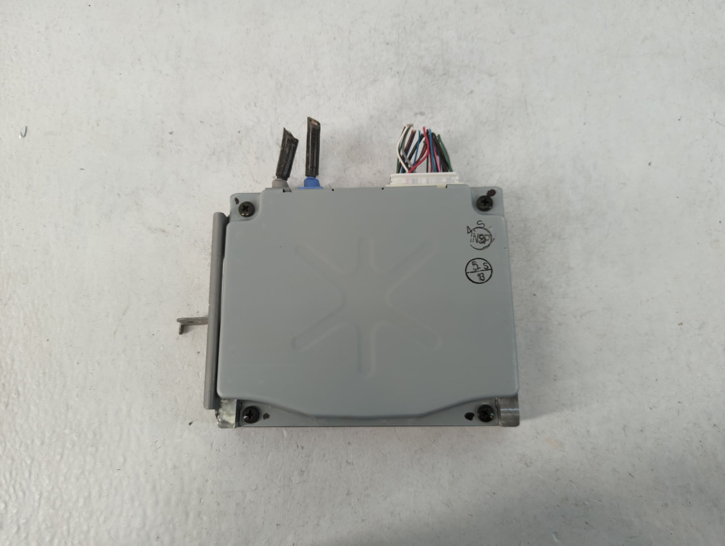 2011-2013 Lexus Ct200h Radio AM FM Cd Player Receiver Replacement P/N:86741-33020 Fits Fits 2011 2012 2013 OEM Used Auto Par
