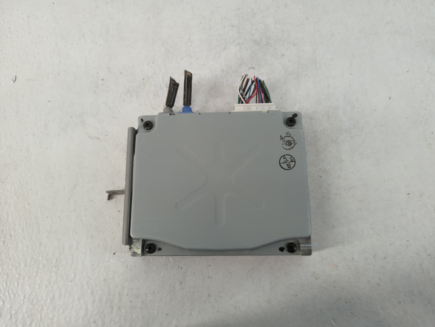 2011-2013 Lexus Ct200h Radio AM FM Cd Player Receiver Replacement P/N:86741-33020 Fits Fits 2011 2012 2013 OEM Used Auto Par