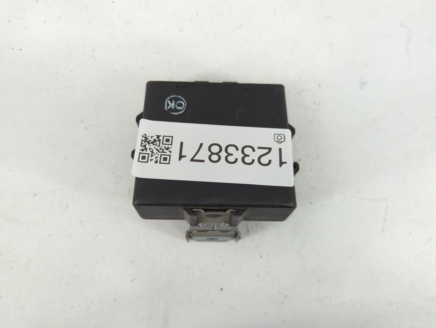 2013-2014 Lexus Es300h PCM Engine Control Computer ECU ECM PCU OEM Fits Fits 2013 2014 OEM Used Auto Parts - Oemusedautopart