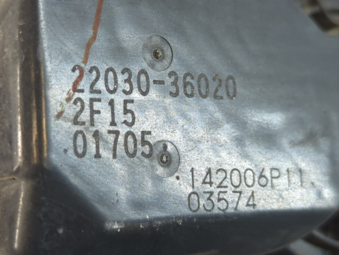 2013-2018 Lexus Es300h Throttle Body P/N:22030-36020 Fits Fits 2012 2013 2014 2015 2016 2017 2018 2019 2020 2021 OEM Used Au