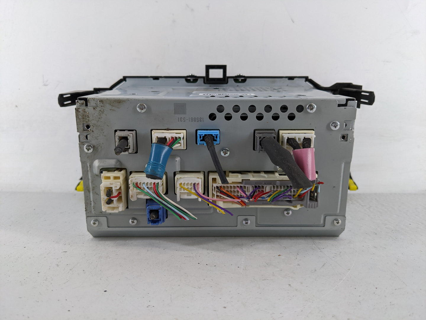 2013 Lexus Es350 Radio AM FM Cd Player Receiver Replacement P/N:86130-33011 Fits OEM Used Auto Parts - Oemusedautoparts1.com