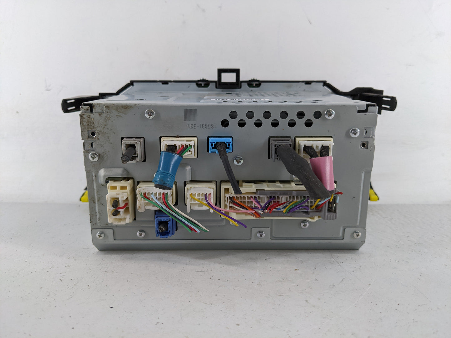 2013 Lexus Es350 Radio AM FM Cd Player Receiver Replacement P/N:86130-33011 Fits OEM Used Auto Parts - Oemusedautoparts1.com