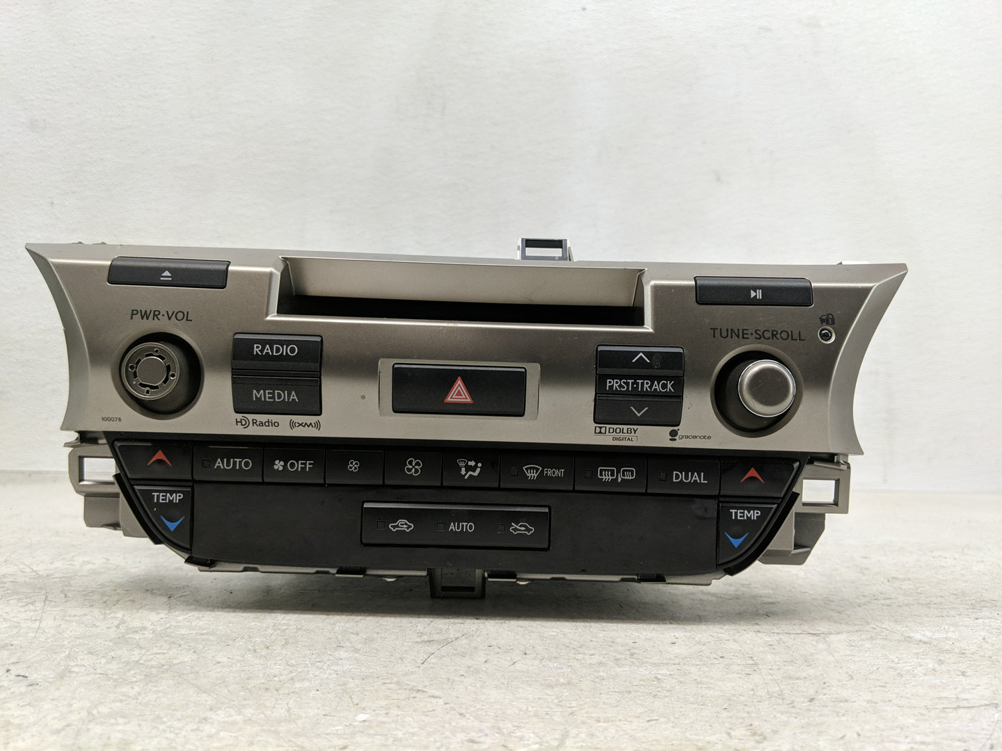 2013 Lexus Es350 Radio AM FM Cd Player Receiver Replacement P/N:135000-8470E101 86130-33010 Fits OEM Used Auto Parts - Oemus