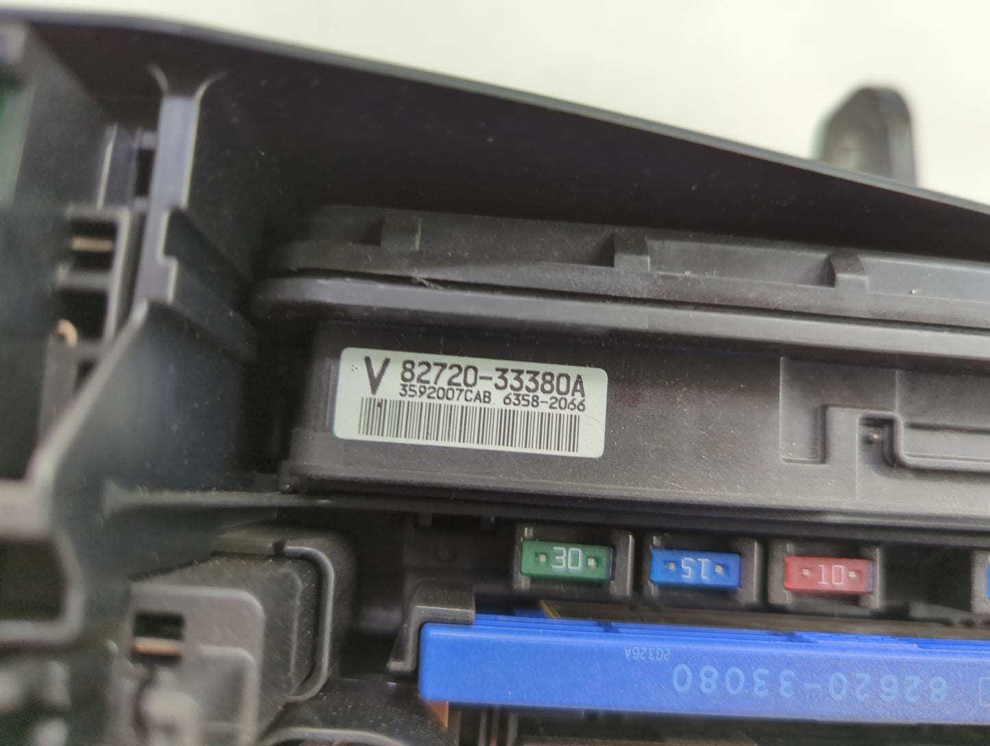 2013-2018 Lexus Es350 Fusebox Fuse Box Panel Relay Module P/N:82720-33380A Fits Fits 2013 2014 2015 2016 2017 2018 OEM Used 