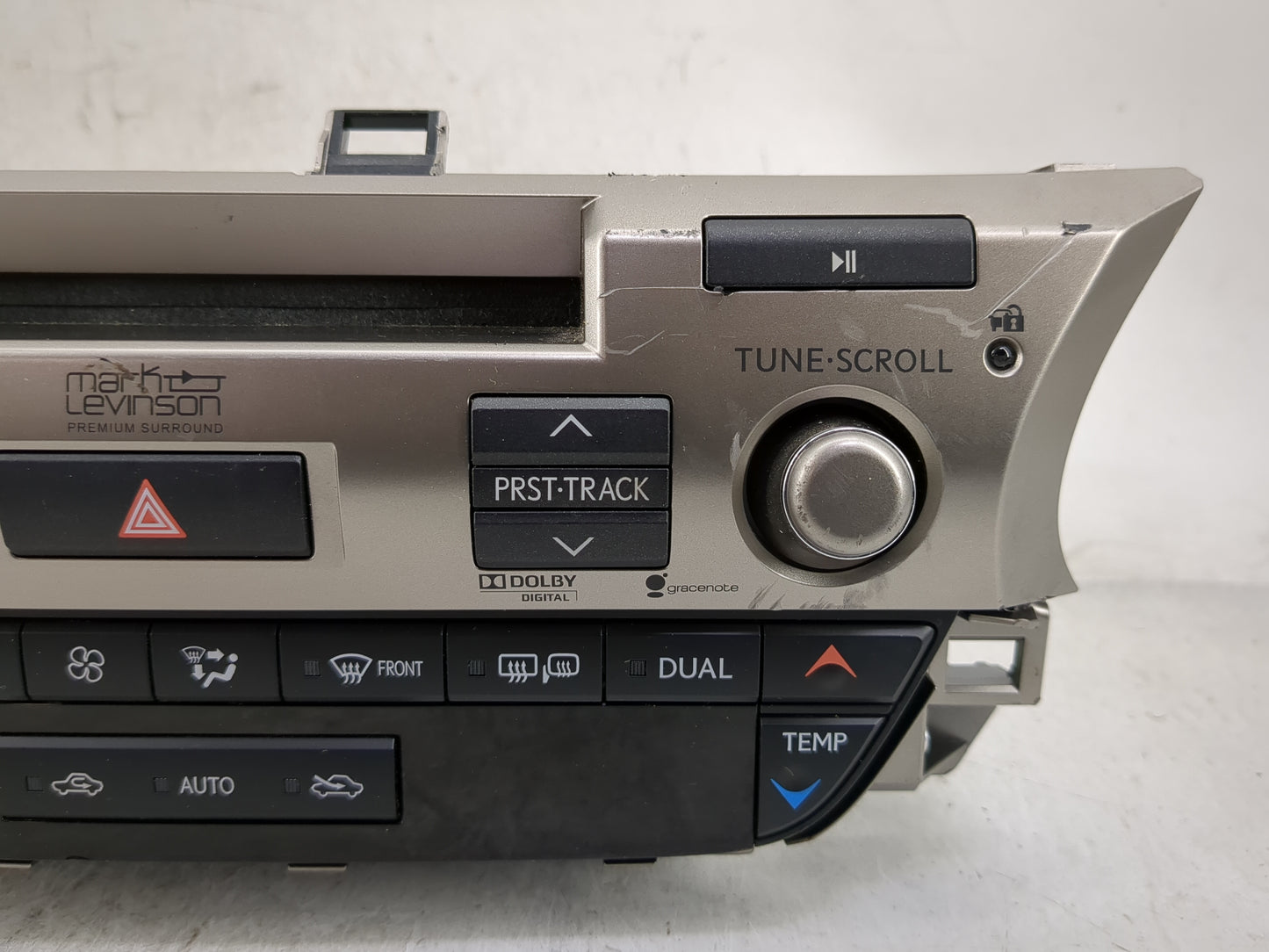 2013 Lexus Es350 Radio AM FM Cd Player Receiver Replacement P/N:86130-33021 Fits OEM Used Auto Parts - Oemusedautoparts1.com