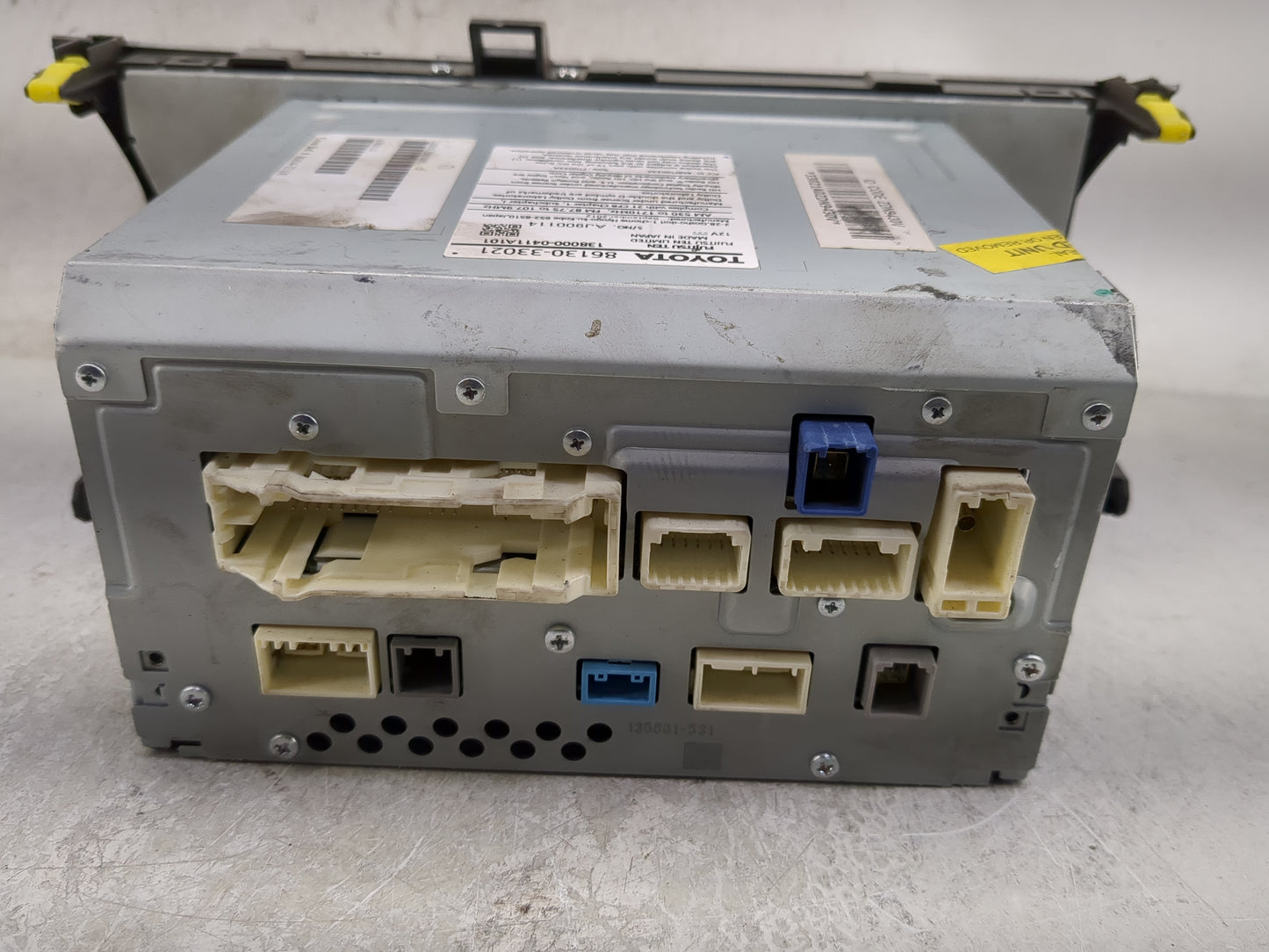 2013 Lexus Es350 Radio AM FM Cd Player Receiver Replacement P/N:86130-33021 Fits OEM Used Auto Parts - Oemusedautoparts1.com