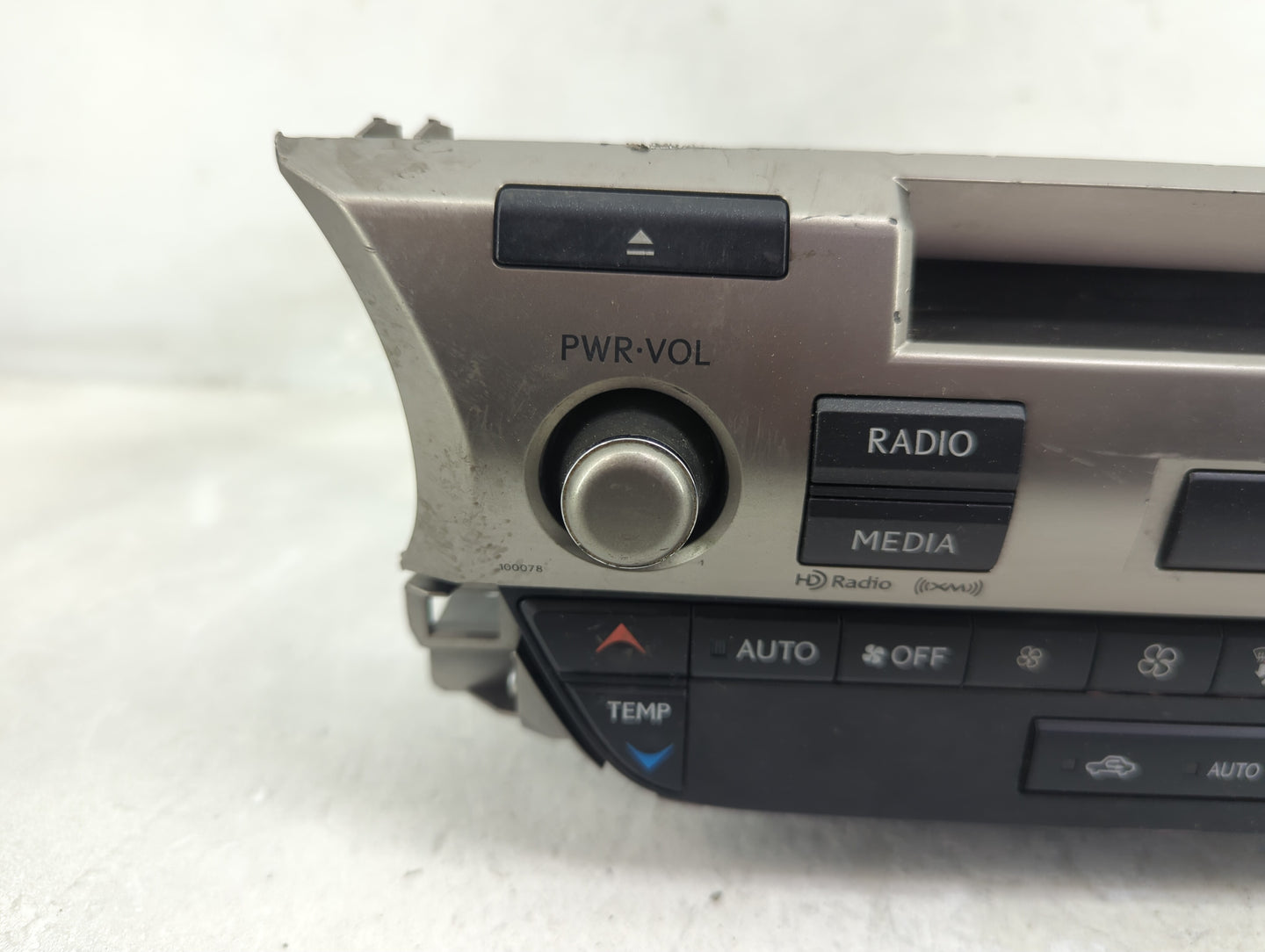 2013-2014 Lexus Es350 Radio AM FM Cd Player Receiver Replacement P/N:86130-33011 135000-8471A101 Fits Fits 2013 2014 OEM Use