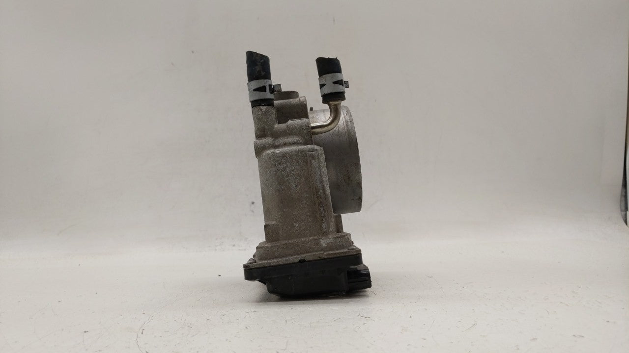 2007-2018 Lexus Es350 Throttle Body P/N:22030-0P050 22030-31030 Fits OEM Used Auto Parts - Oemusedautoparts1.com