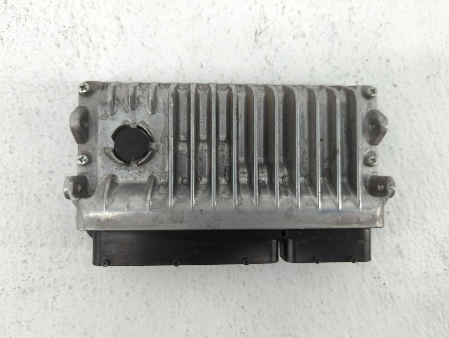 2013-2014 Lexus Es350 PCM Engine Control Computer ECU ECM PCU OEM P/N:89661-33M70 89661-33M71 Fits Fits 2013 2014 OEM Used A