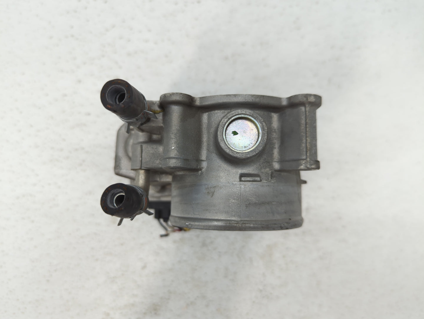 2007-2018 Lexus Es350 Throttle Body P/N:22030-0P050 Fits OEM Used Auto Parts - Oemusedautoparts1.com