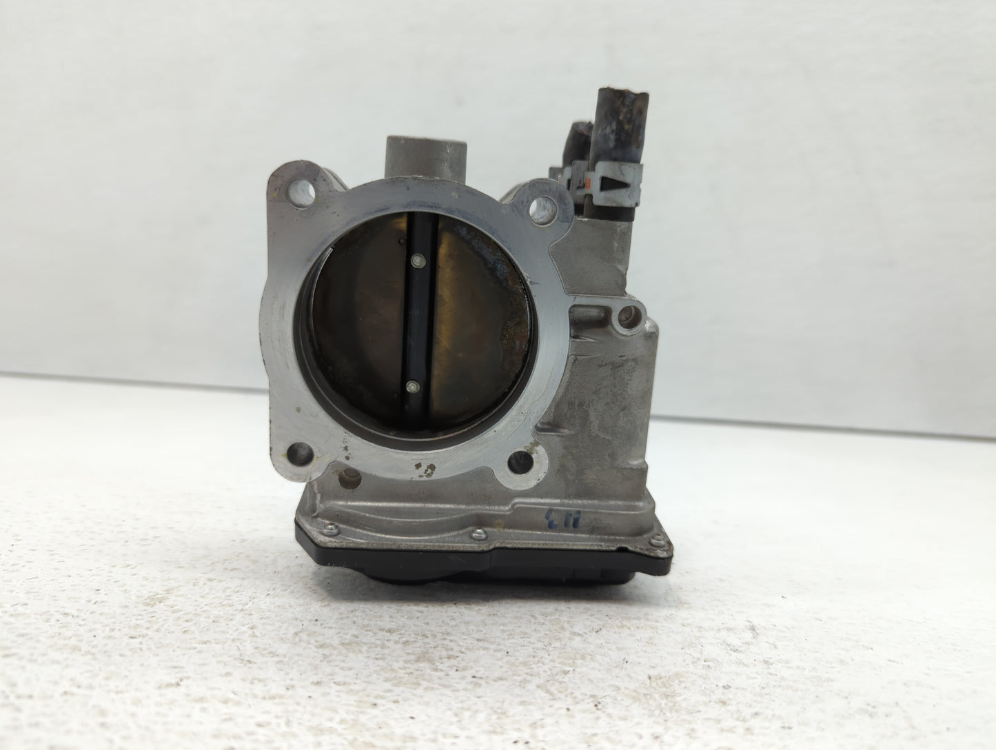 2007-2018 Lexus Es350 Throttle Body P/N:22030-0P050 Fits OEM Used Auto Parts - Oemusedautoparts1.com