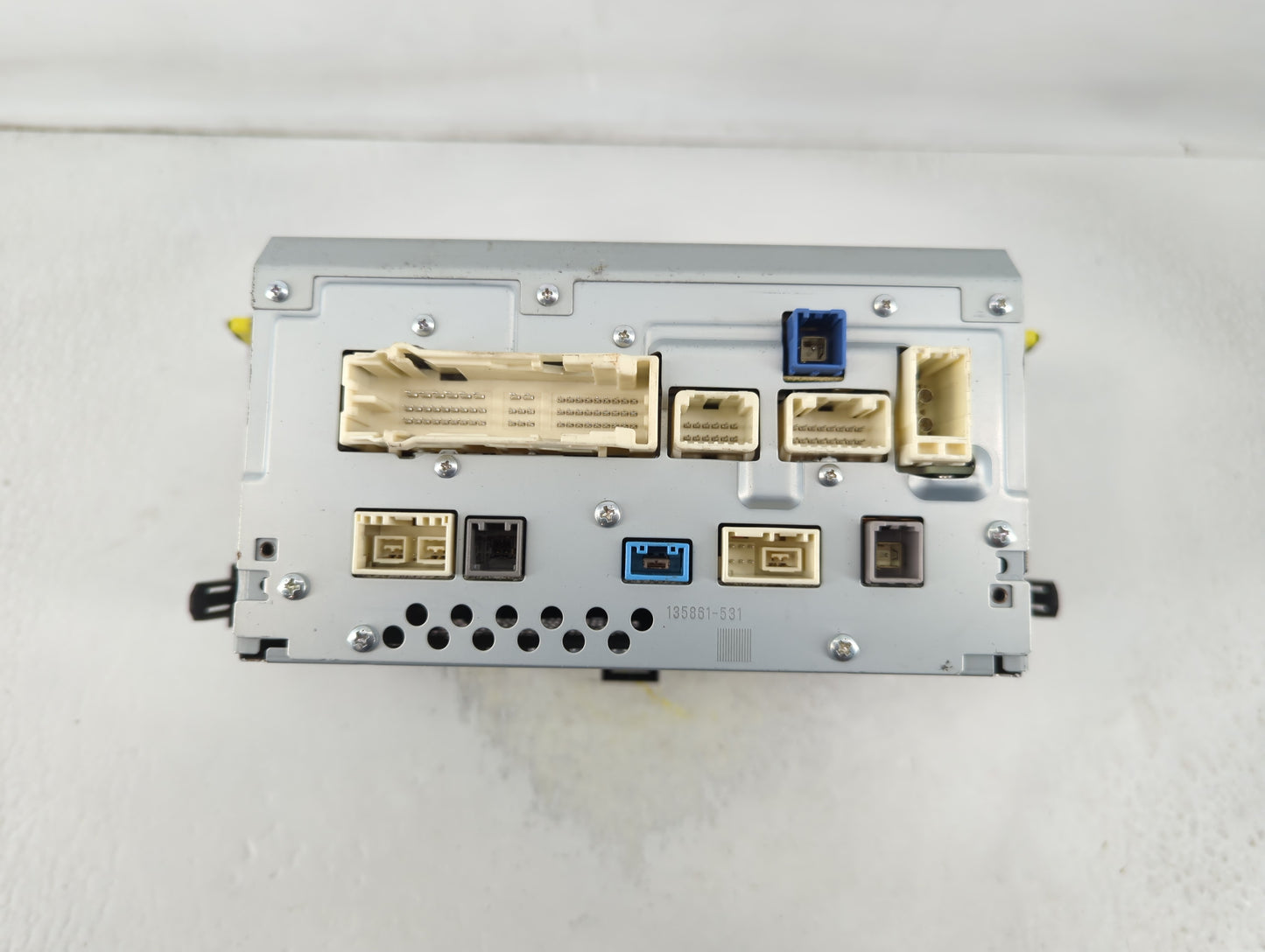 2013 Lexus Es350 Radio AM FM Cd Player Receiver Replacement P/N:86130-33012 Fits OEM Used Auto Parts - Oemusedautoparts1.com