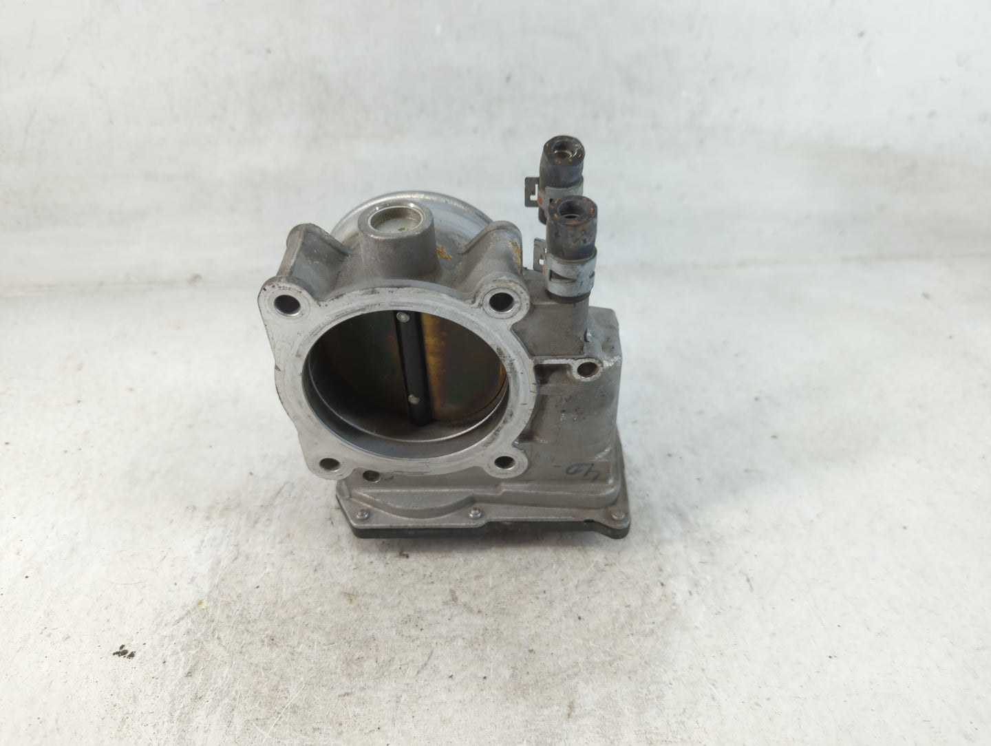 2007-2018 Lexus Es350 Throttle Body P/N:22030-0P050 Fits OEM Used Auto Parts - Oemusedautoparts1.com
