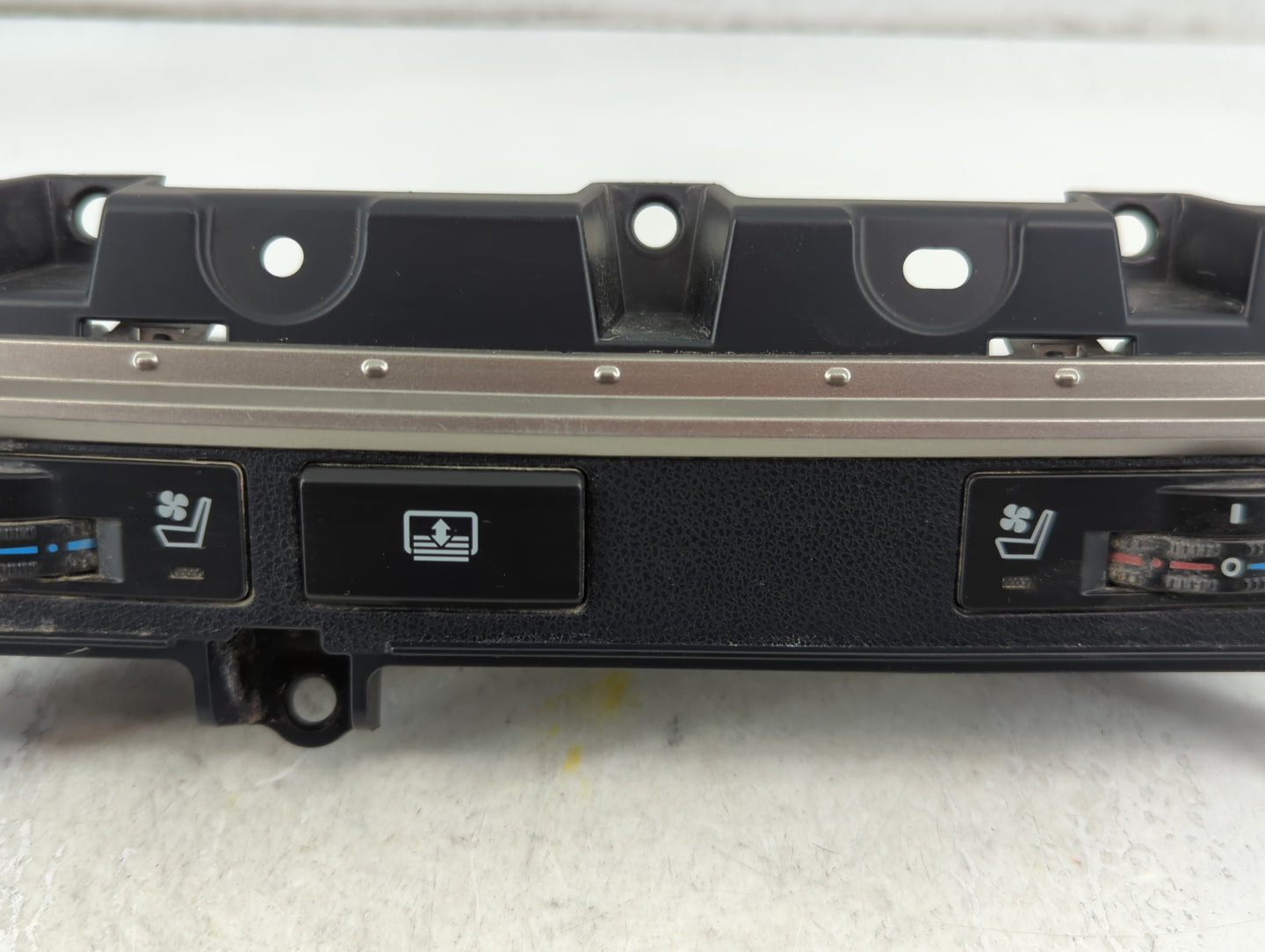 2013-2014 Lexus Es350 Am Fm Cd Player Radio Receiver - Oemusedautoparts1.com