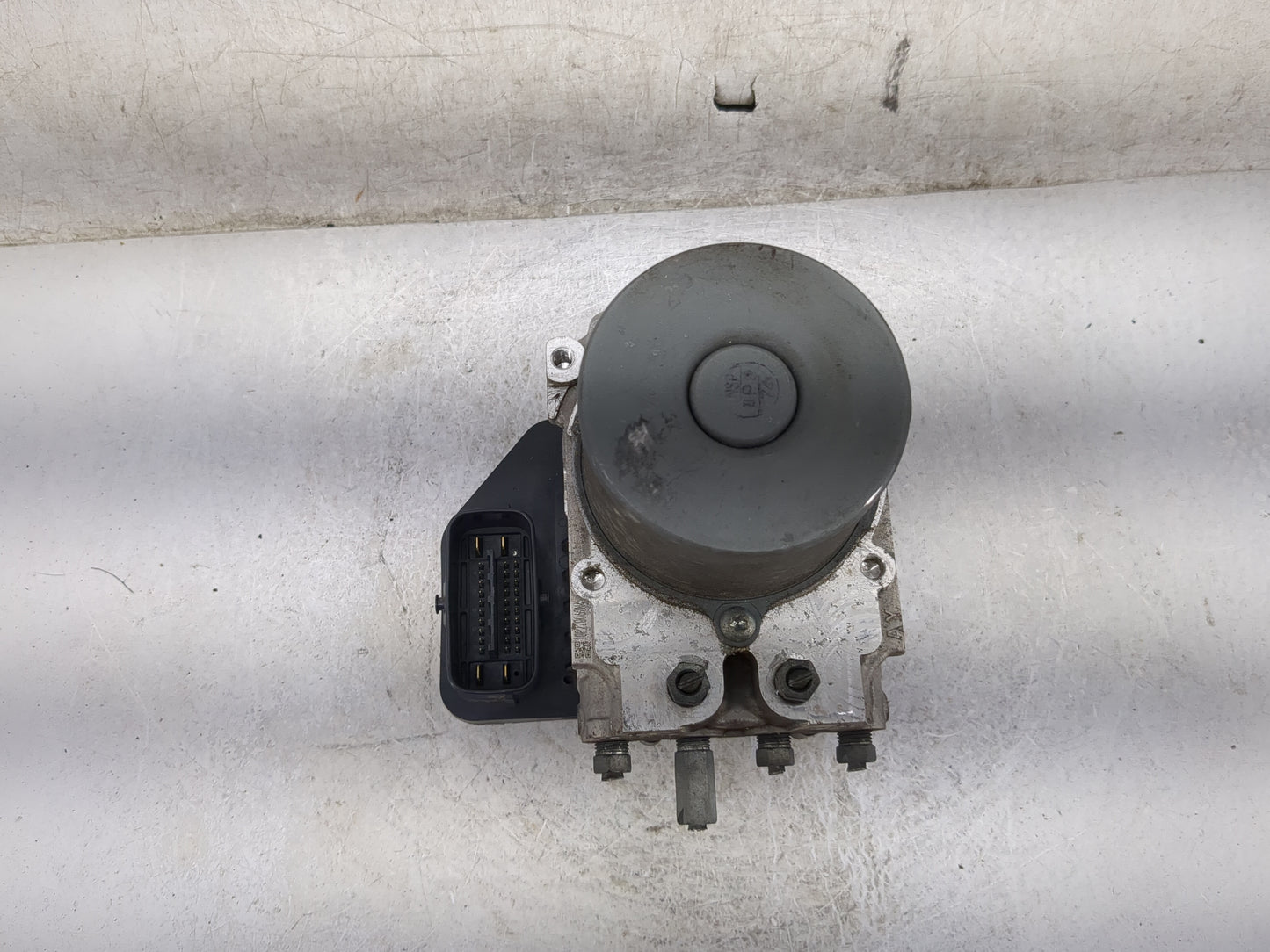 2012-2013 Lexus Is250 ABS Pump Control Module Replacement P/N:44540-53510 133200-176 Fits Fits 2012 2013 OEM Used Auto Parts