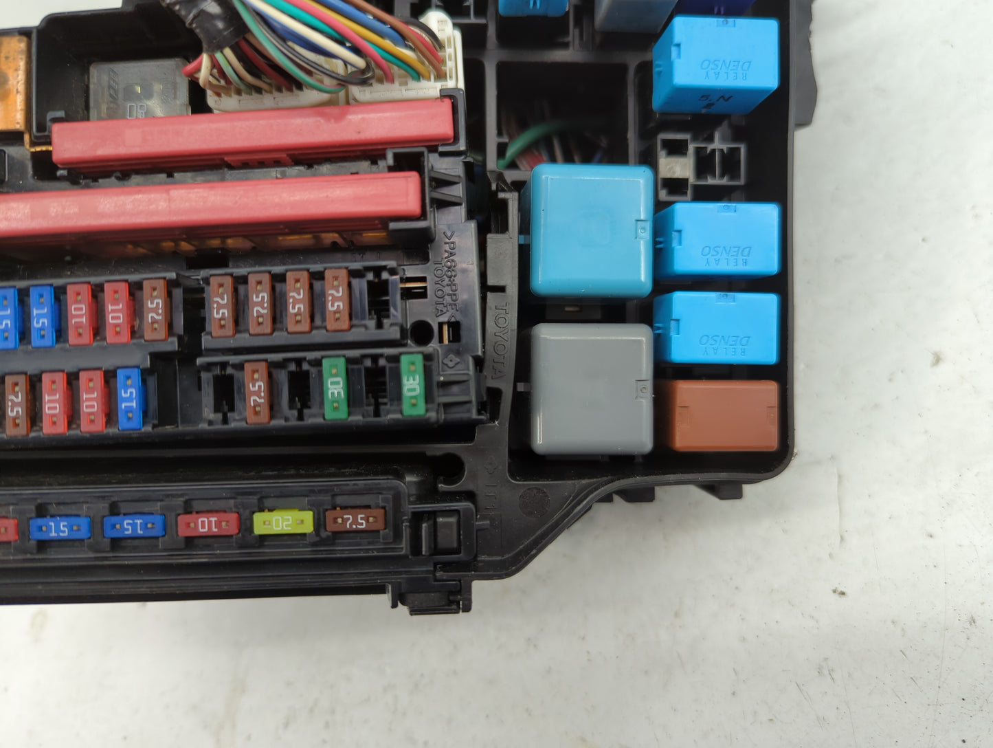 2010-2013 Lexus Rx350 Fusebox Fuse Box Panel Relay Module P/N:82720-48080 82662-0E140, 82662-48290 Fits Fits 2010 2011 2012 