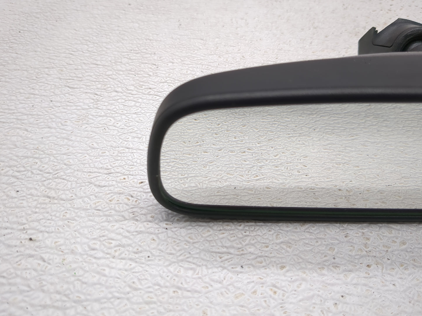 2013-2014 Lexus Rx350 Interior Rear View Mirror Replacement OEM P/N:E13010837 Fits Fits 2013 2014 OEM Used Auto Parts - Oemu