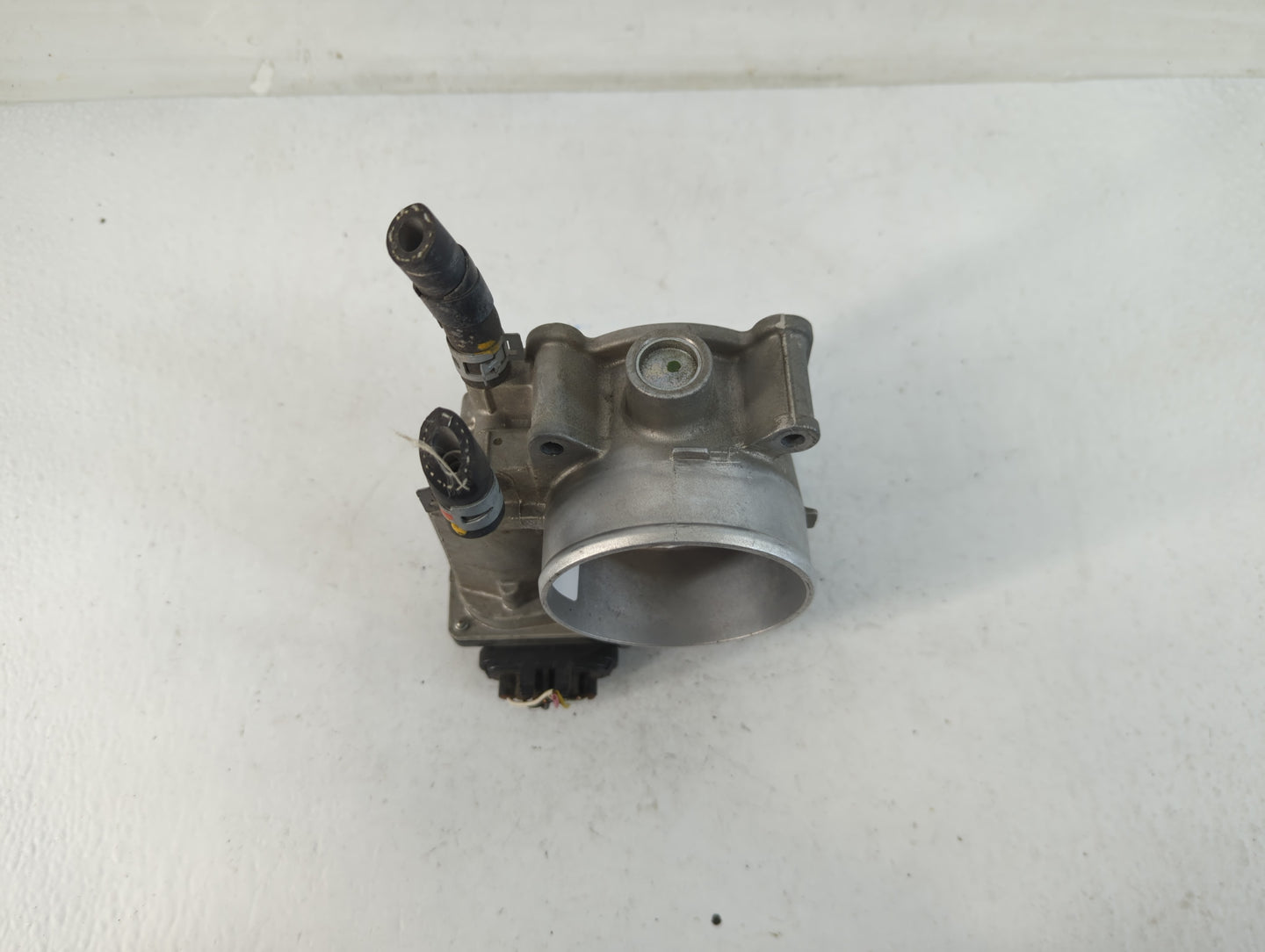 2007-2015 Lexus Rx350 Throttle Body P/N:22030-0P050 Fits OEM Used Auto Parts - Oemusedautoparts1.com