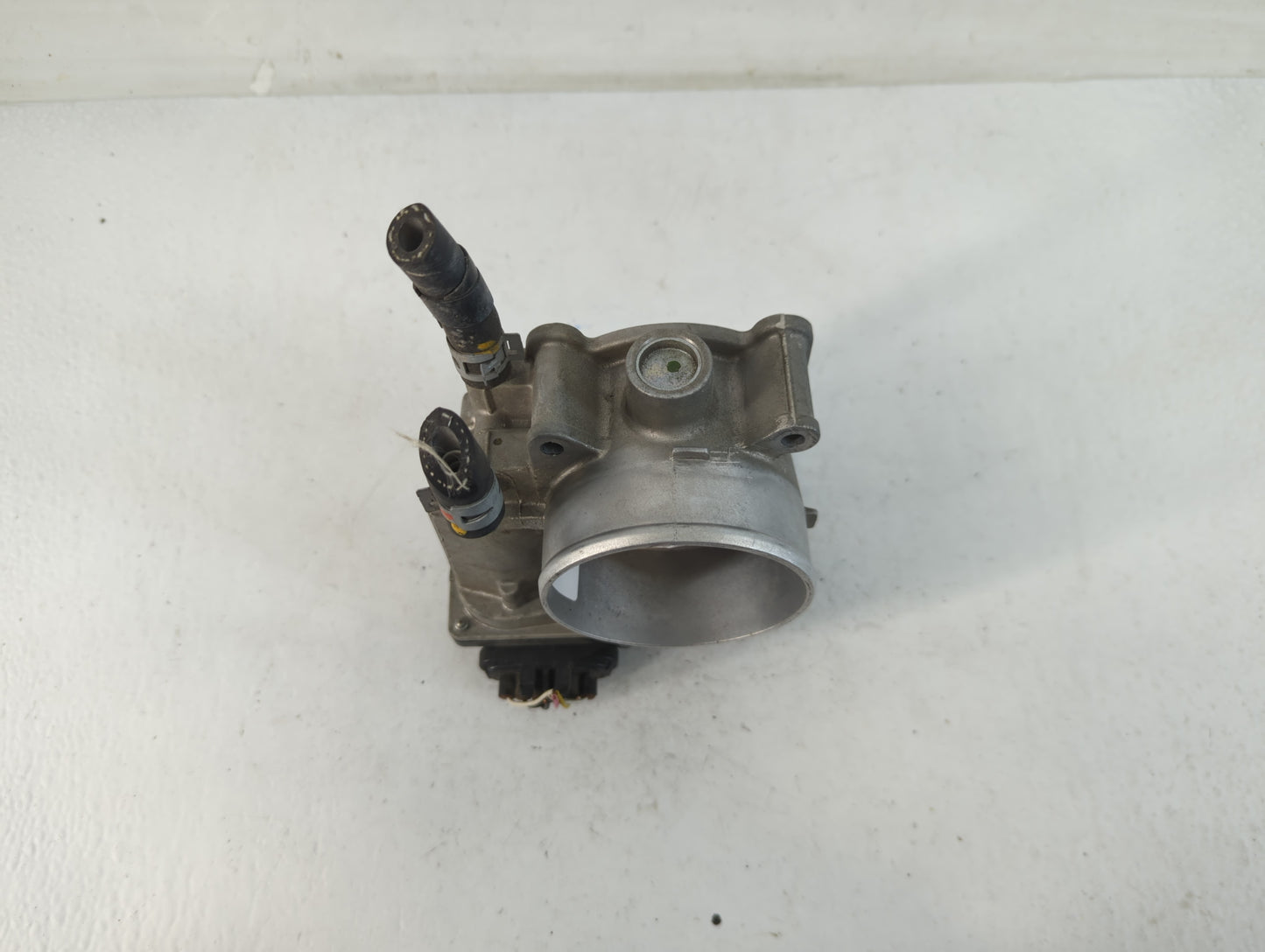 2007-2015 Lexus Rx350 Throttle Body P/N:22030-0P050 Fits OEM Used Auto Parts - Oemusedautoparts1.com
