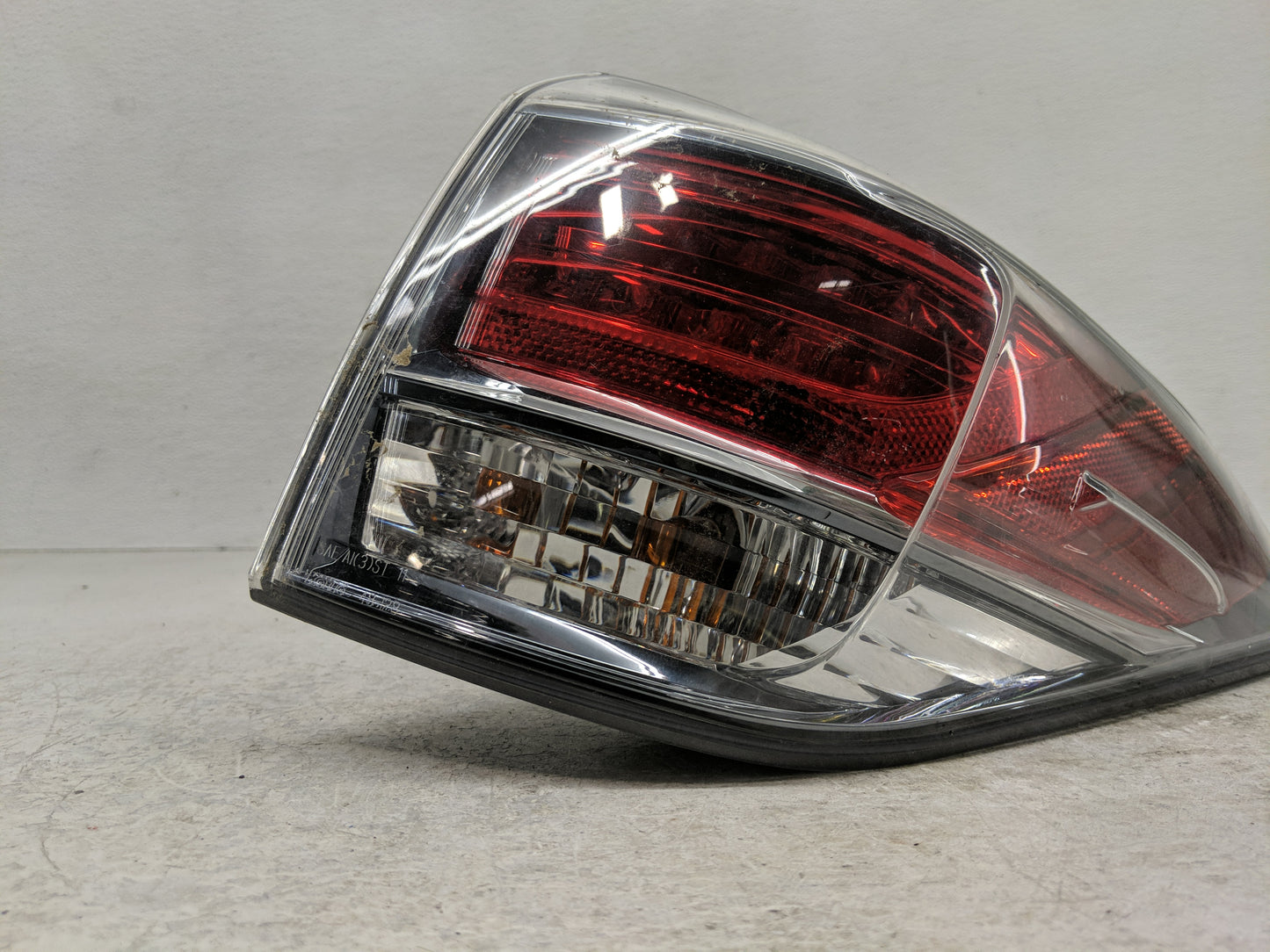 2013-2015 Lexus Rx450 Tail Light Assembly Passenger Right OEM Fits Fits 2013 2014 2015 OEM Used Auto Parts - Oemusedautopart