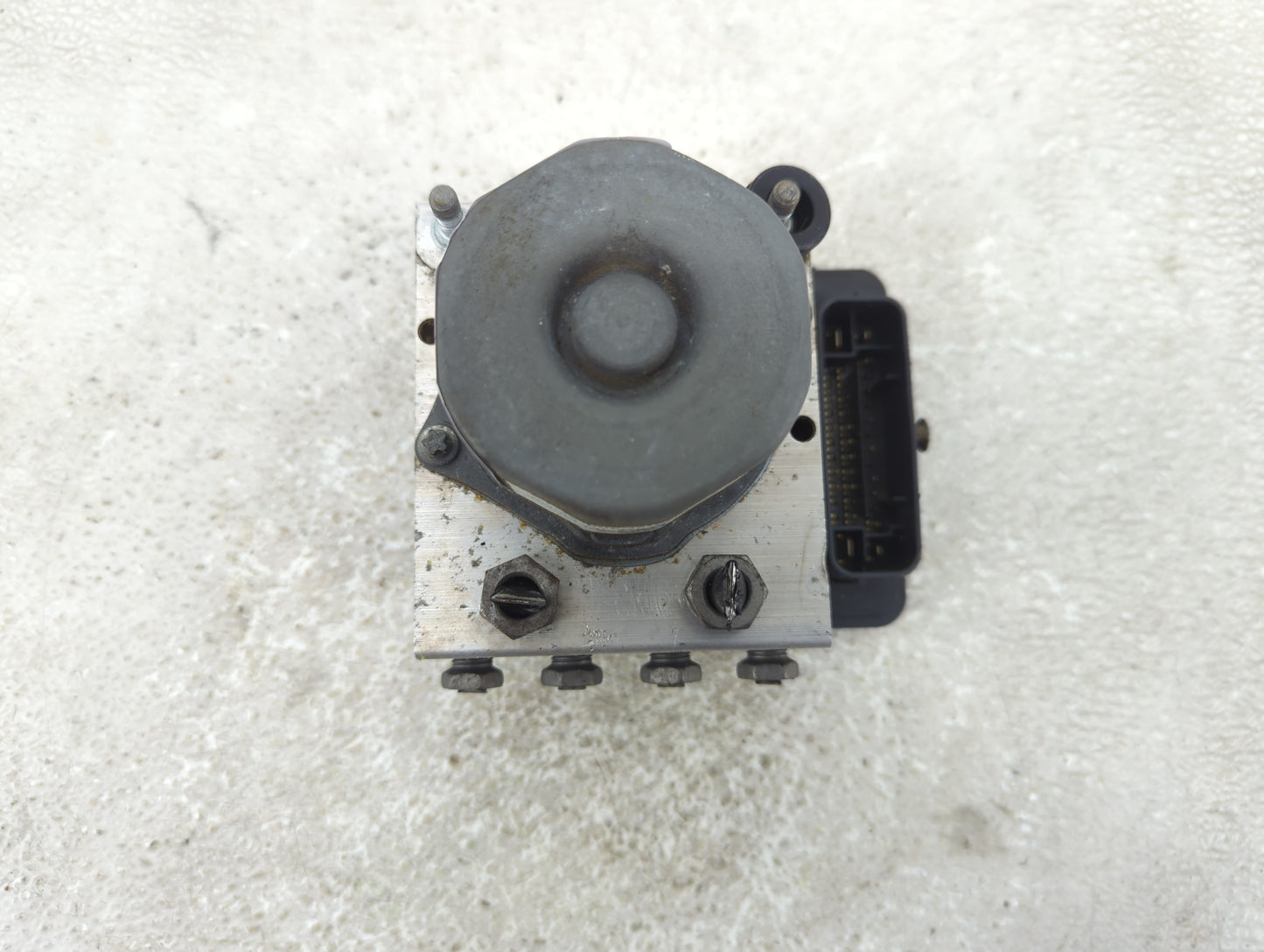2013-2014 Lincoln Mks ABS Pump Control Module Replacement P/N:269 515 DG13-2C405-A, DG13-2C405-AG Fits Fits 2013 2014 OEM Us