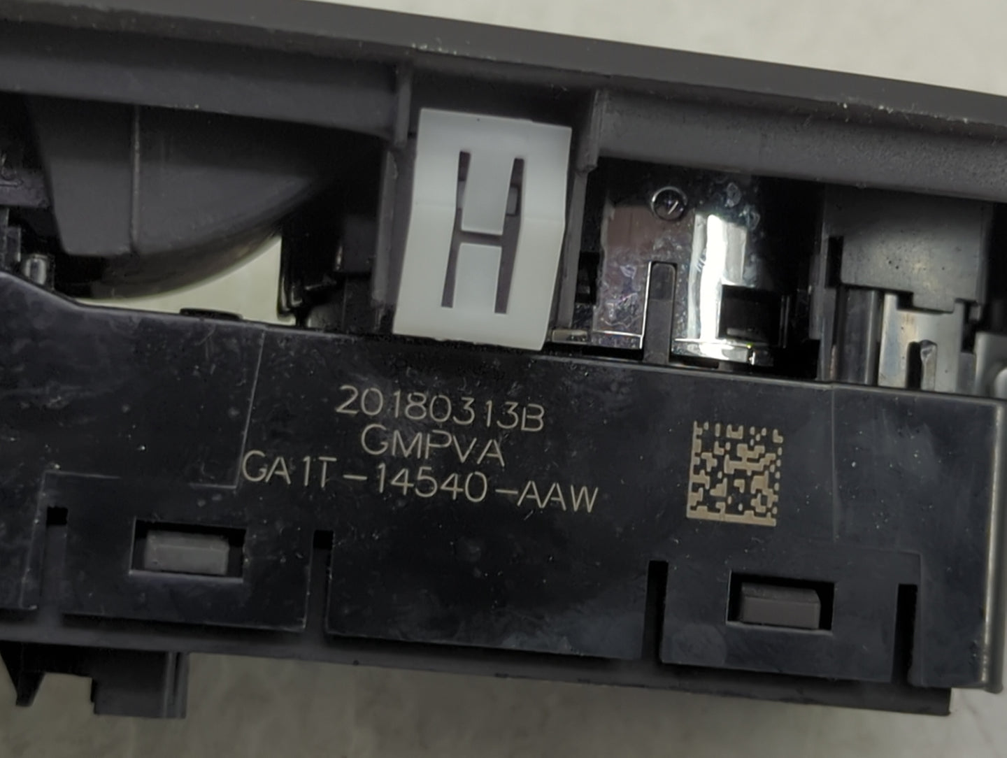 2013-2016 Lincoln Mks Master Power Window Switch Replacement Driver Side Left P/N:GA1T-14540-AAW Fits OEM Used Auto Parts - 