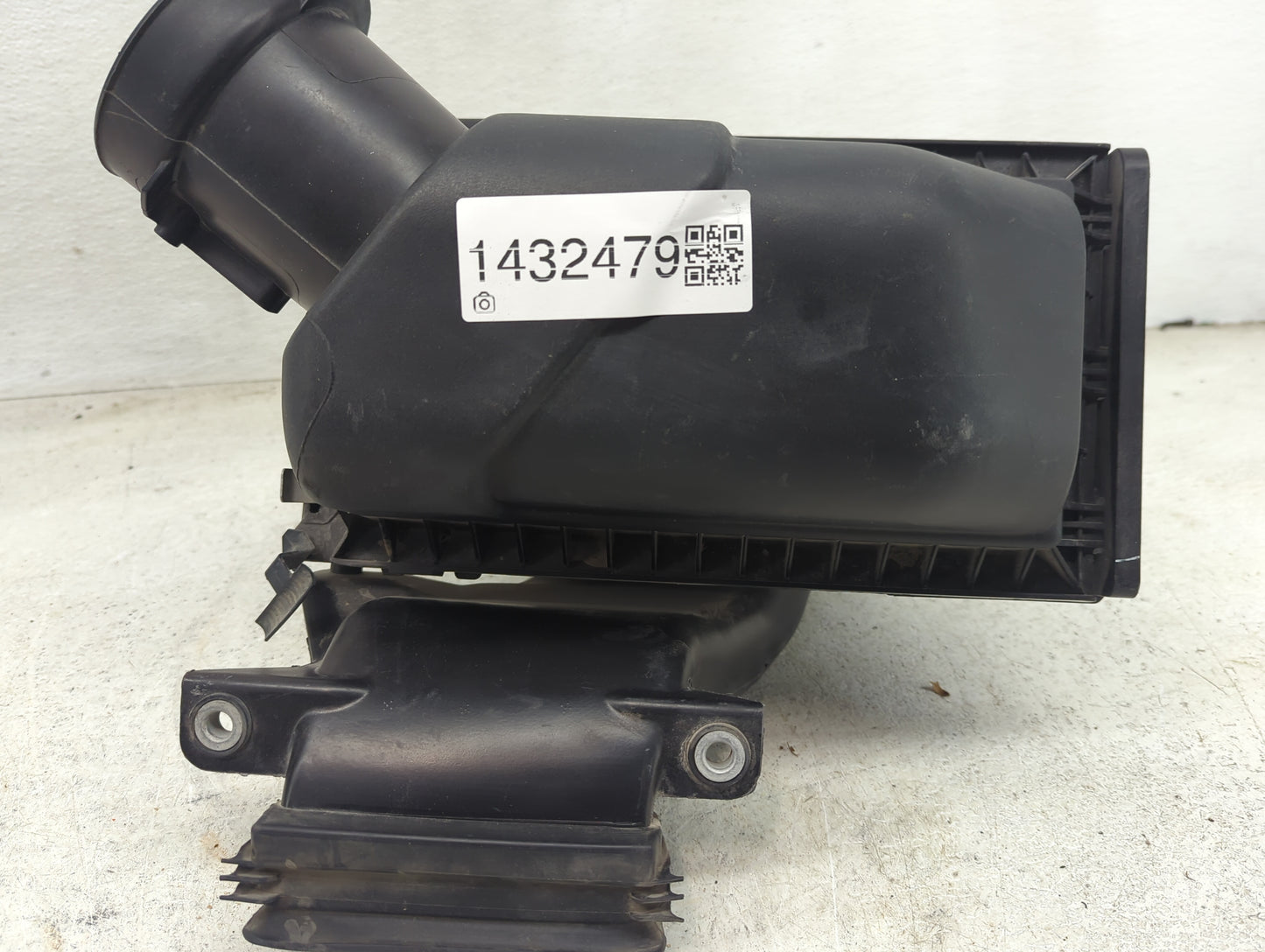 2013-2016 Lincoln Mks Air Cleaner Intake-duct Hose Tube - Oemusedautoparts1.com