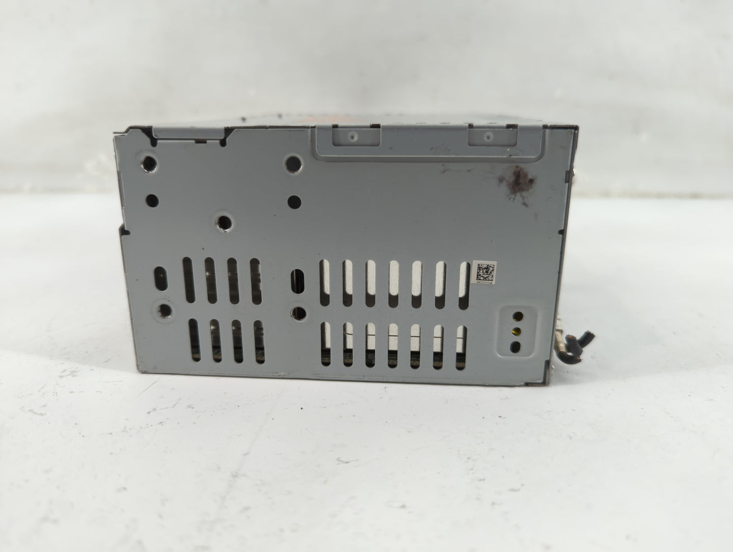 2013 Lincoln Mks Radio AM FM Cd Player Receiver Replacement P/N:DA5T-19C107-CE Fits OEM Used Auto Parts - Oemusedautoparts1.