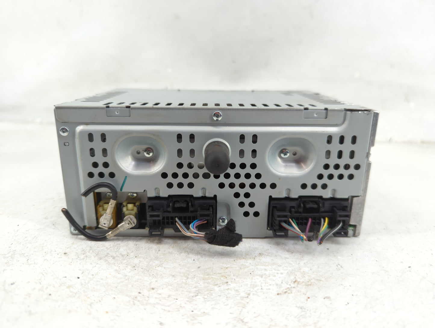 2013 Lincoln Mks Radio AM FM Cd Player Receiver Replacement P/N:DA5T-19C107-CF 16720204 Fits OEM Used Auto Parts - Oemusedau