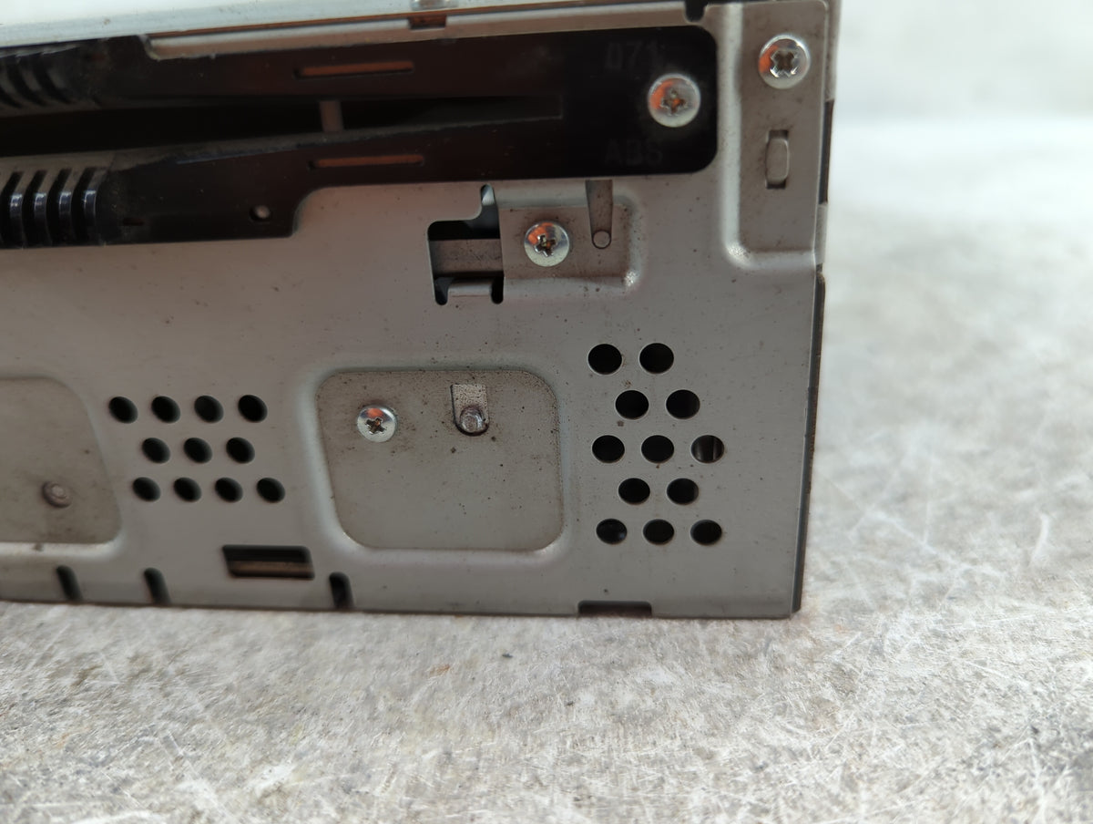 2013 Lincoln Mks Radio AM FM Cd Player Receiver Replacement P/N:DA5T-19C107-CF Fits OEM Used Auto Parts - Oemusedautoparts1.