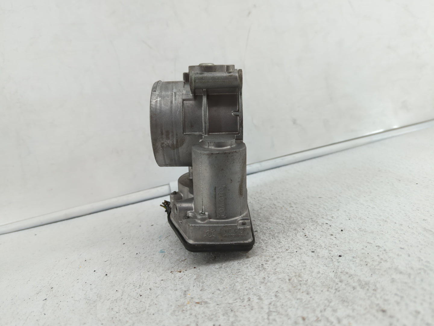 2013-2016 Lincoln Mks Throttle Body P/N:AT4E-9F991-EJ AT4E-EH, AT4E-EF Fits Fits 2011 2012 2013 2014 2015 2016 2017 2018 201