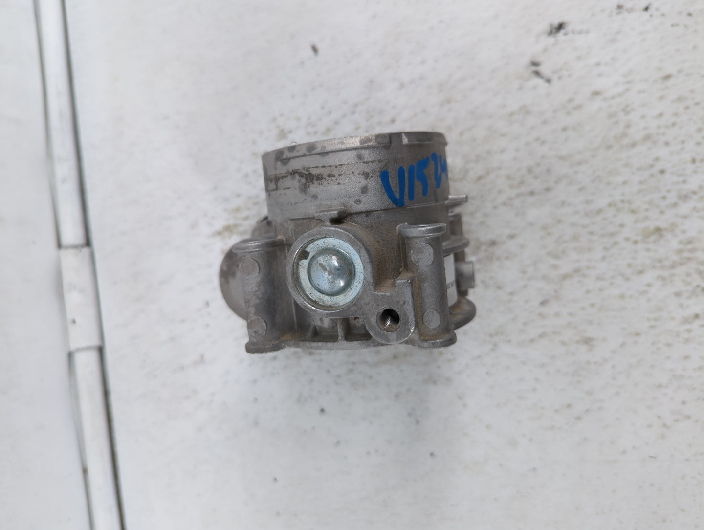2013-2016 Lincoln Mks Throttle Body P/N:AT4Z-A AT4E-9F991-EJ, AT4E-EH Fits Fits 2011 2012 2013 2014 2015 2016 2017 2018 2019