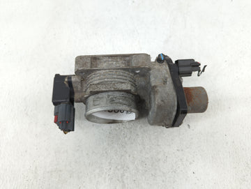 2010-2016 Lincoln Mks Throttle Body P/N:AA5E-BB AA5E-AA, AA5E-BA Fits Fits 2010 2011 2012 2013 2014 2015 2016 2017 2018 2019 OEM Used Auto Parts