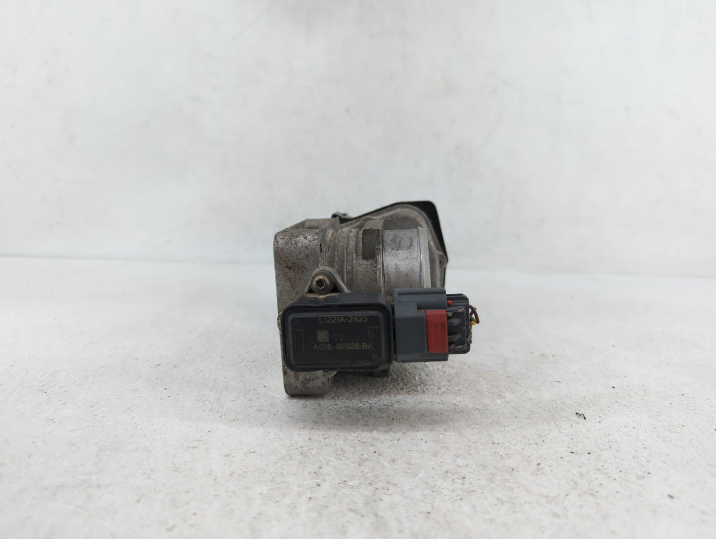 2010-2016 Lincoln Mks Throttle Body P/N:AA5E-BB AA5E-AA, AA5E-BA Fits Fits 2010 2011 2012 2013 2014 2015 2016 2017 2018 2019