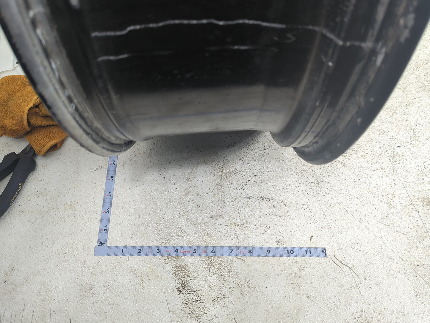 2013 Lincoln Mks Oem Wheel Rim - Oemusedautoparts1.com