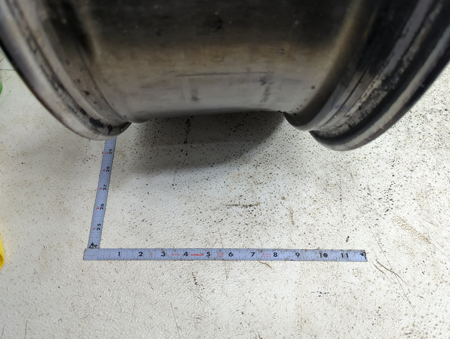 2013 Lincoln Mks Oem Wheel Rim 5000334 - Oemusedautoparts1.com