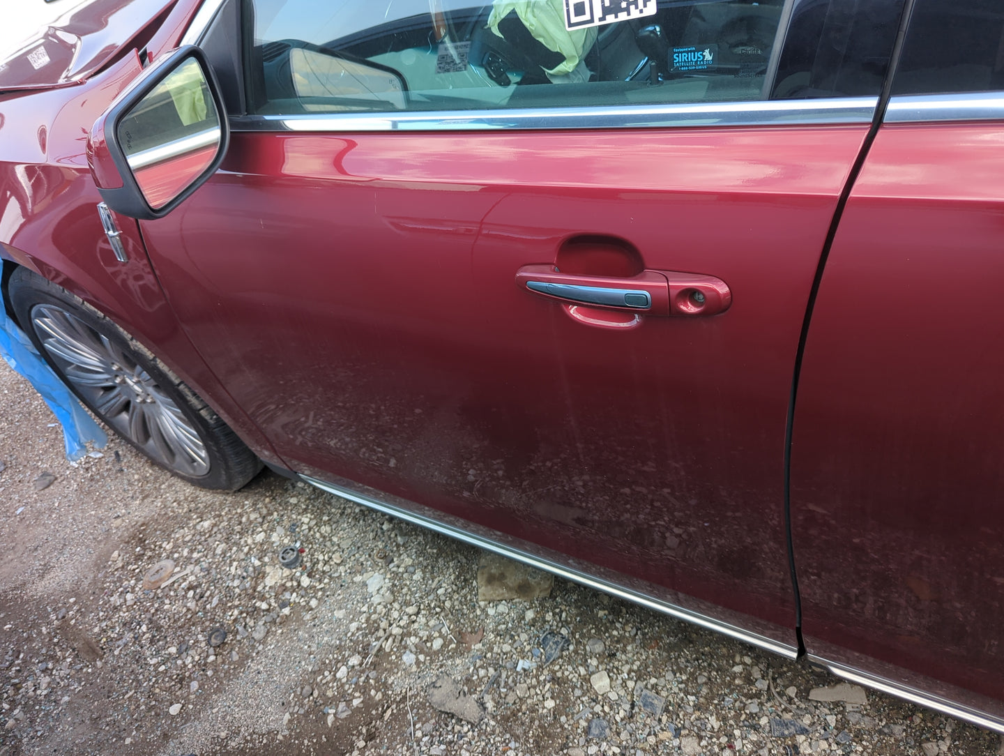 2009-2013 Lincoln Mks Driver Front Door Oem 5000664 - Oemusedautoparts1.com