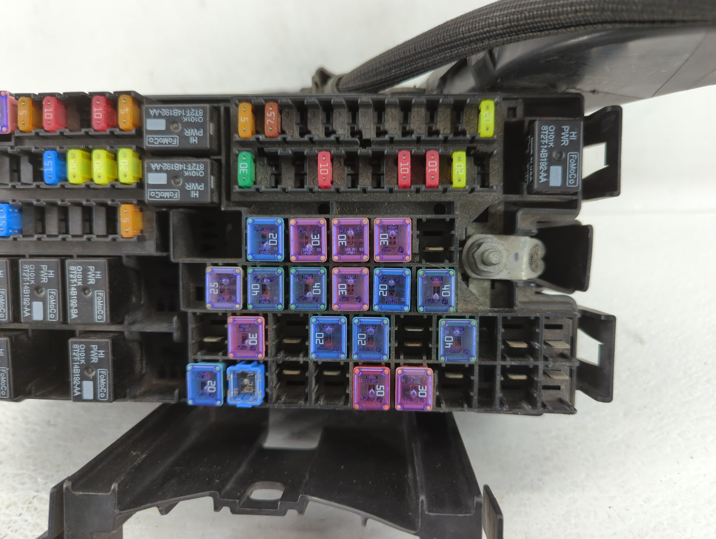 2013-2016 Lincoln Mks Fusebox Fuse Box Panel Relay Module P/N:DG1T-14A003-BA Fits Fits 2013 2014 2015 2016 OEM Used Auto Par