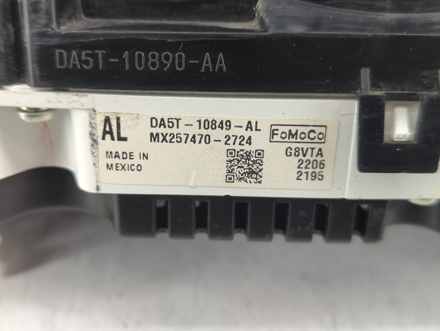 2013 Lincoln Mks Instrument Cluster Speedometer Gauges P/N:DA5T-10849-AL DA5T-10849-AK Fits OEM Used Auto Parts - Oemusedaut
