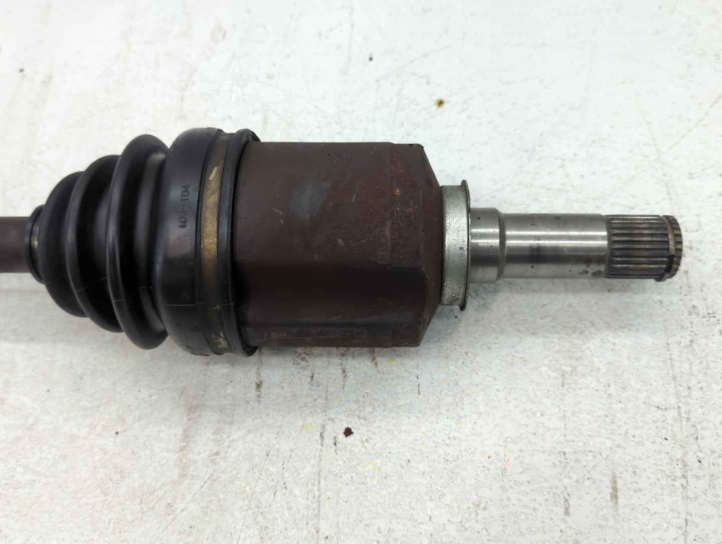 2013-2016 Lincoln Mks Axle Shaft Front Driver Cv C/v - Oemusedautoparts1.com
