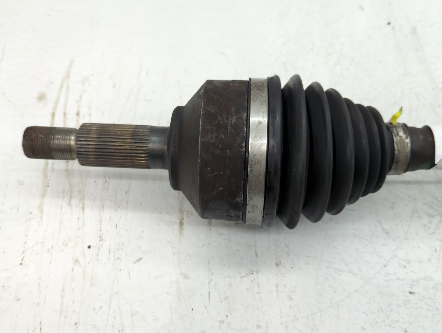 2013-2016 Lincoln Mks Axle Shaft Front Driver Cv C/v - Oemusedautoparts1.com